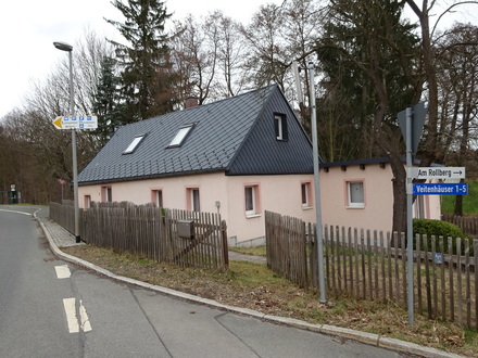 Treuen - Einfamilienhaus in ländlichen Umfeld mit typisch vogtländischen Merkmalen