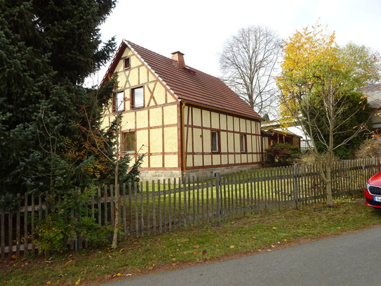 Oelsnitz - Bauernhaus mit Ausbaupotenzial und zweitem Grundstück/ Förderdarlehen möglich!