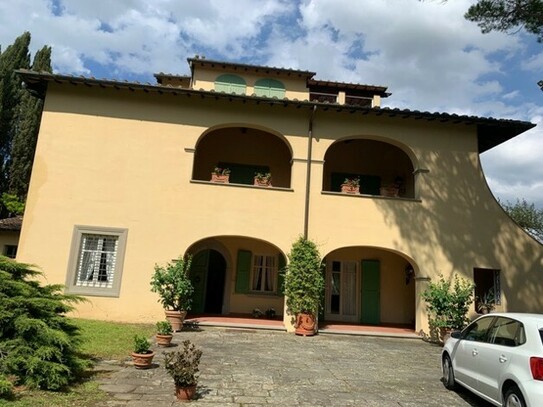 Impruneta Firenze - Villa with the west-facing portico