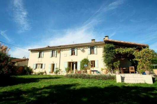 TOURTROL - Charming stone farm house from 19th Century, spacious and bright 6-7 b