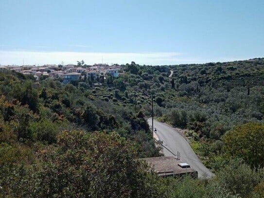 Dimos Meganisiou - Grundstücke auf Meganisi