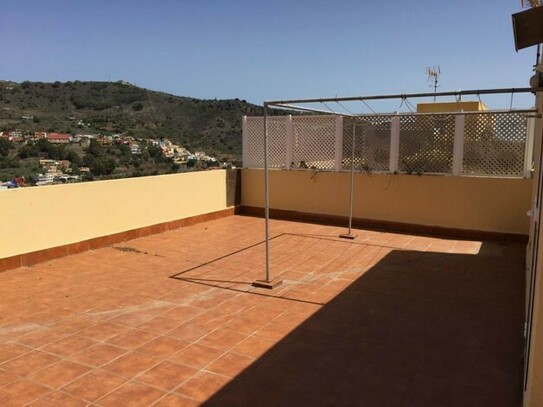 Santa Brígida - Las Palmas: Duplex mit Terrasse und herrlichem Ausblick.