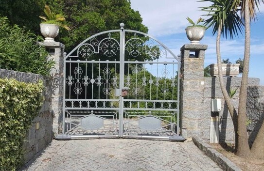 Monchique - Luxusvilla Meerblick unverbaubarer Südhanglage