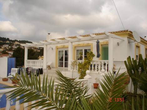 CALPE - VILLA MIT SEPARATEM APARTMENT UN POOL