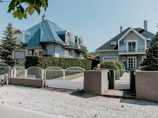 Gyenesdias - Gepflegtes Gästehaus am Plattensee