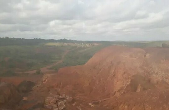 Ampa - Eisenerz-Mine 2851ha in Brasilien Amapa