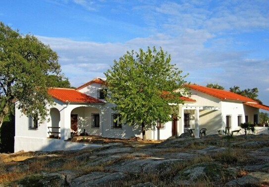 Valencia de Alcantara - Landhaus und Apartments-Anbau in Komplettausstattung