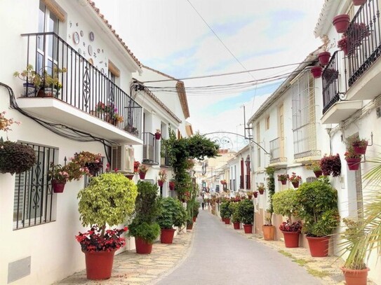 Estepona - 2-Zimmer-Wohnung am Meer voll möbliert