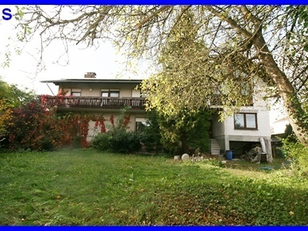 Neuental - Großzügiges Einfamilienhaus mit ELW in 34599 Neuental - Zimmersrode zu verkaufen