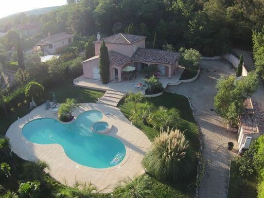 Nans-les-Pins - Villa mit Pool in wunderschöner Umgebung