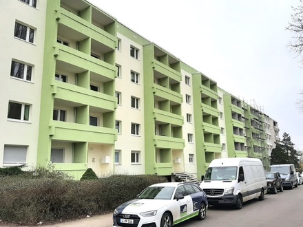 Halle (Saale) - Erstbezug nach Sanierung 3-Zimmer-Wohnung mit Balkon und Lift