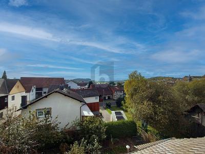 Gedern - ADÄQUATER WEITBLICK MIT NEBENEINKOMMEN