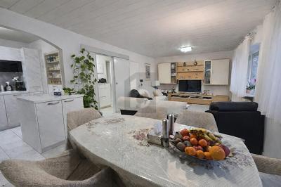 Stuttgart - WOHNEN AUF 2 ETAGEN IN TOP LAGE