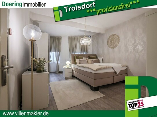 Troisdorf - Wohnungspaket in Denkmalschutzobjekt: Ideal für Familien oder Kapitalanleger *mit Garten*
