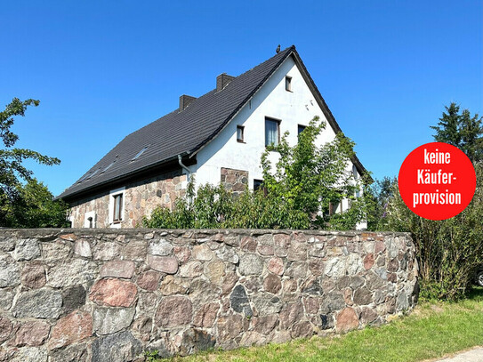 Friedland - HORN IMMOBILIEN ++ großes Haus mit großem Grundstück in Ramelow bei Friedland (Meckl.)