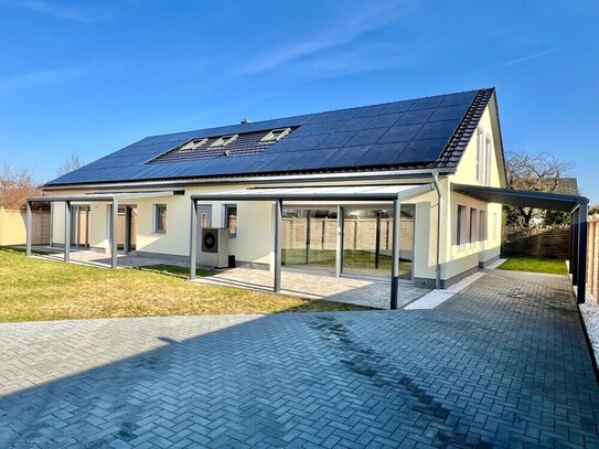 Neubrandenburg - HORN IMMOBILIEN++ Neubrandenburg, hochwertiges Ein- oder Zweifamilienhaus, mit PV-Anlage, Wärmepumpe u…