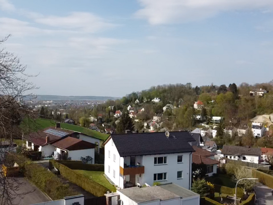 Landshut - Provisionsfrei* Grundstück mit Baugenehmigung für Villa mit Pool am Hofberg