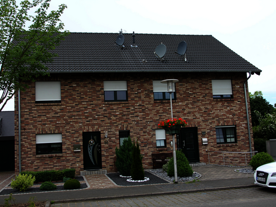 Viersen - Zweifamilienhaus Neubau Massivhaus in Sonnenlage