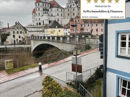 Neuburg - Wohnen auf der Insel! Hochwertgige 3 Zimmer Wohnung mit Balkon mit Blick auf das Schloss in einer beliebten L…