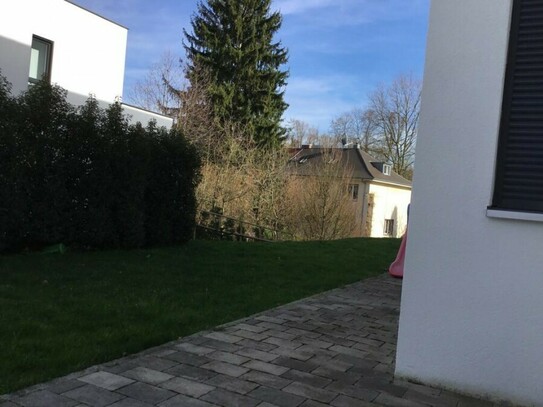 Baden-Baden - 1,5 Zimmer Appartment mit kleiner Terrasse in ruhiger Lage Baden-Badens