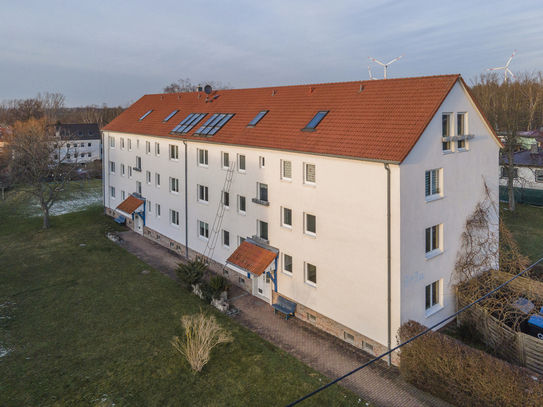 Borna - Wir renovieren für Sie! Schöne 2-Raumwohnung in ruhiger Lage