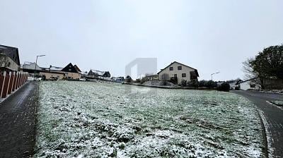 Weitefeld - FAMILIENPARADIES IN RUHIGER HANGLAGE