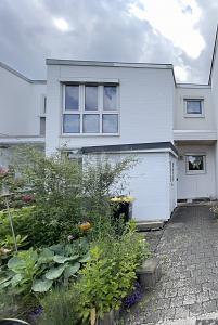 Baunatal - EIN ZUHAUSE FÜR DIE FAMILIE MIT GARTEN UND TERRASSE