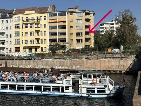 Berlin - Spreeblick vom Balkon und Schlossgarten fast vor der Tür