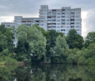 Reinfeld (Holstein) - CHARMANTES ZUHAUSE MIT BLICK AUF DEN TEICH