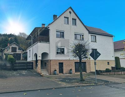 Trusetal - GROßZÜGIGES RAUMANGEBOT MIT BALKON UND KAMIN