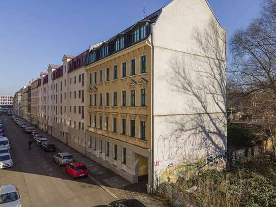 Leipzig - Denkmalschutz im Leipziger Osten - 3 Zimmerwohnung mit grünem Hofblick