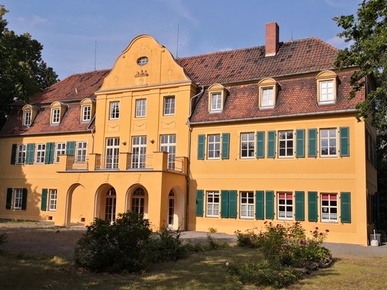 Gösen - 3,5-Zimmer Wohnung (ehemaliges Rittergut mit Parkanlage)