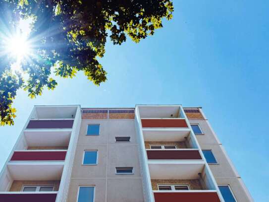 Magdeburg - 3-Zimmer-Wohnung mit BALKON und Badewanne - Wohnberechtigungsschein erforderlich