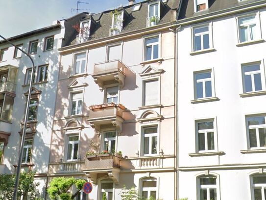 Frankfurt am Main - Frankfurt-Nordend: Top modernisierte 3-4 Zimmer Stilaltbauwohnung!