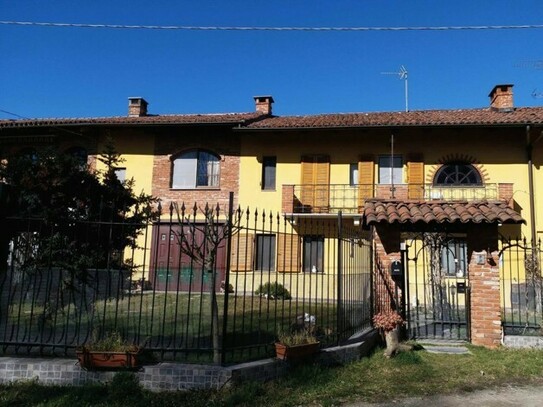 Montafia - Ruhige Doppelhaushälfte in Asti Piemont