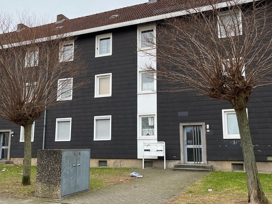 Salzgitter - Zentral gelegene 4-Zimmer-Wohnung in Salzgitter-Lebenstedt