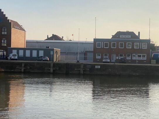 Bremerhaven - Frei stehendes BüroPraxis am Wasser in bester Lage im Fischereihafen