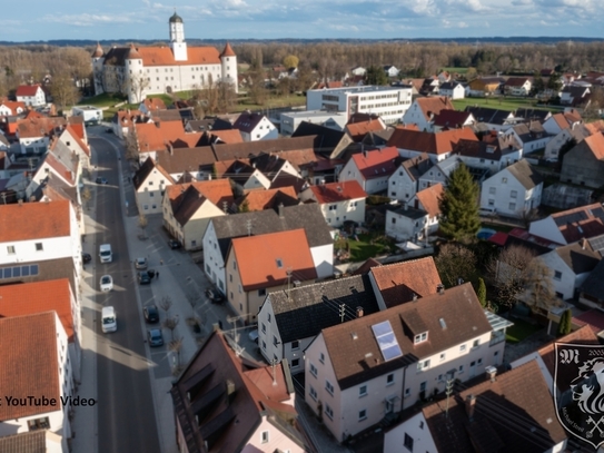 Höchstädt - Stadthaus in Höchstädt - zentrale, ruhige Innenstadtlage - mit Garten und Nebengebäude