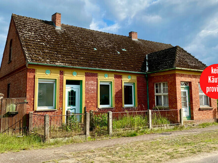 Jatznick OT Sandförde - HORN IMMOBILIEN ++ 2.000 m² Grundstück + stark sanierungsbedürftiges Haus bei Jatznick