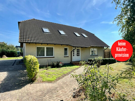 Neverin - HORN IMMOBILIEN++ Einfamilienhaus mit Einliegerwohnung in Dorfrandlage, nur 10 min. bis Neubrandenburg