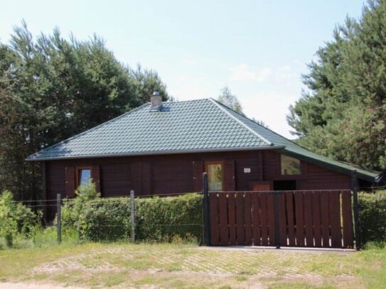 Németbánya - Holzhaus am Rande des Bakony-Waldes