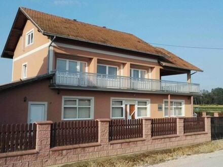 Vucilovac - Schönes, geräumiges Haus mit sieben Zimmern