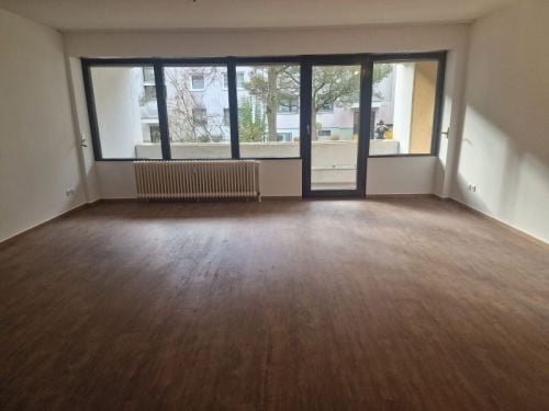 Schweinfurt (Deutschhof) - 3-Zimmer-Mietwohnung mit Balkon in 97422 Schweinfurt-Deutschhof (ID 1558)