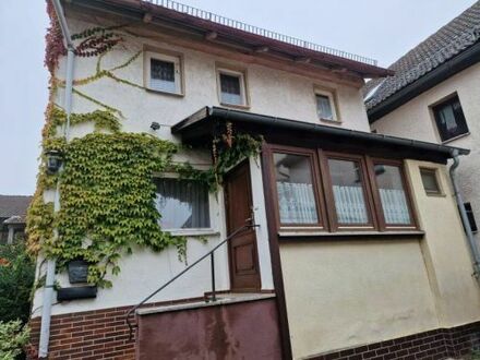 Aubstadt - Schnuffiges Einfamilienhaus + Garten mit Gartenhaus in 97633 Aubstadt-Gollmuthhausen Bad Neustadt (21 km) un…