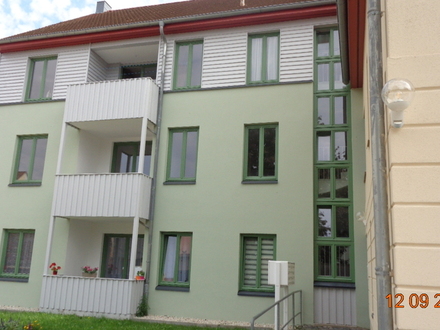 Naumburg - Barrierefreie 2-Zimmer-Wohnung mit Balkon im 1. OG