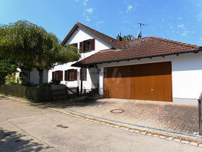 Diedorf - VIEL PLATZ FÜR DIE GANZE FAMILIE MIT GARTEN