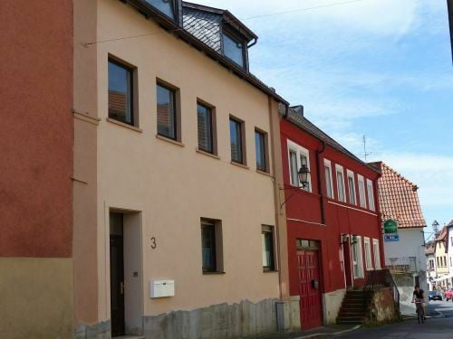 Arnstein - 3-Familienhaus in 97450 Arnstein, 21 Min bis Würzburg (ID 10388)