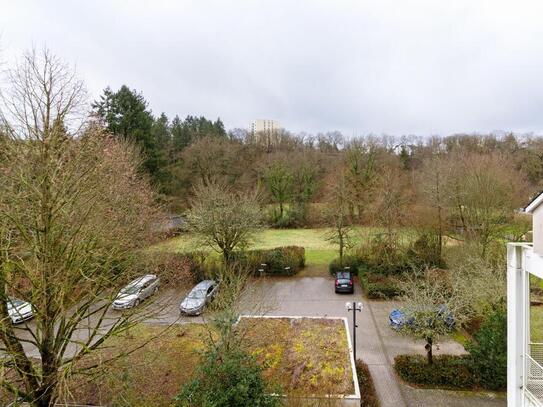 Trier - Trier-Olewig - Gut aufgeteilte Dachgeschoßwohnung mit Ausbaureserve im Speicher und schönem Blick