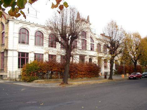 Krnov - Repräsentationshaus in guter Lage und Zustand - billig