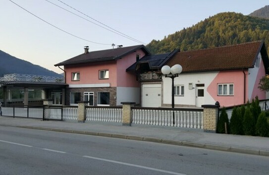Fonica - 2-Familien-Haus in Fojnica